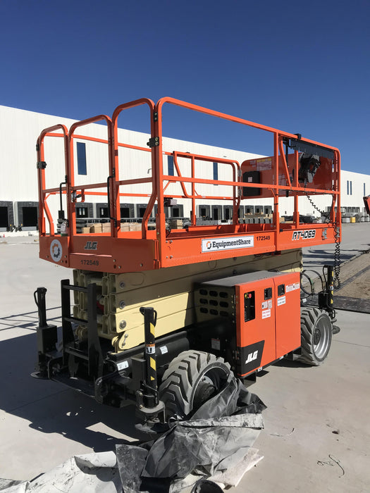 2021 JLG RT4069