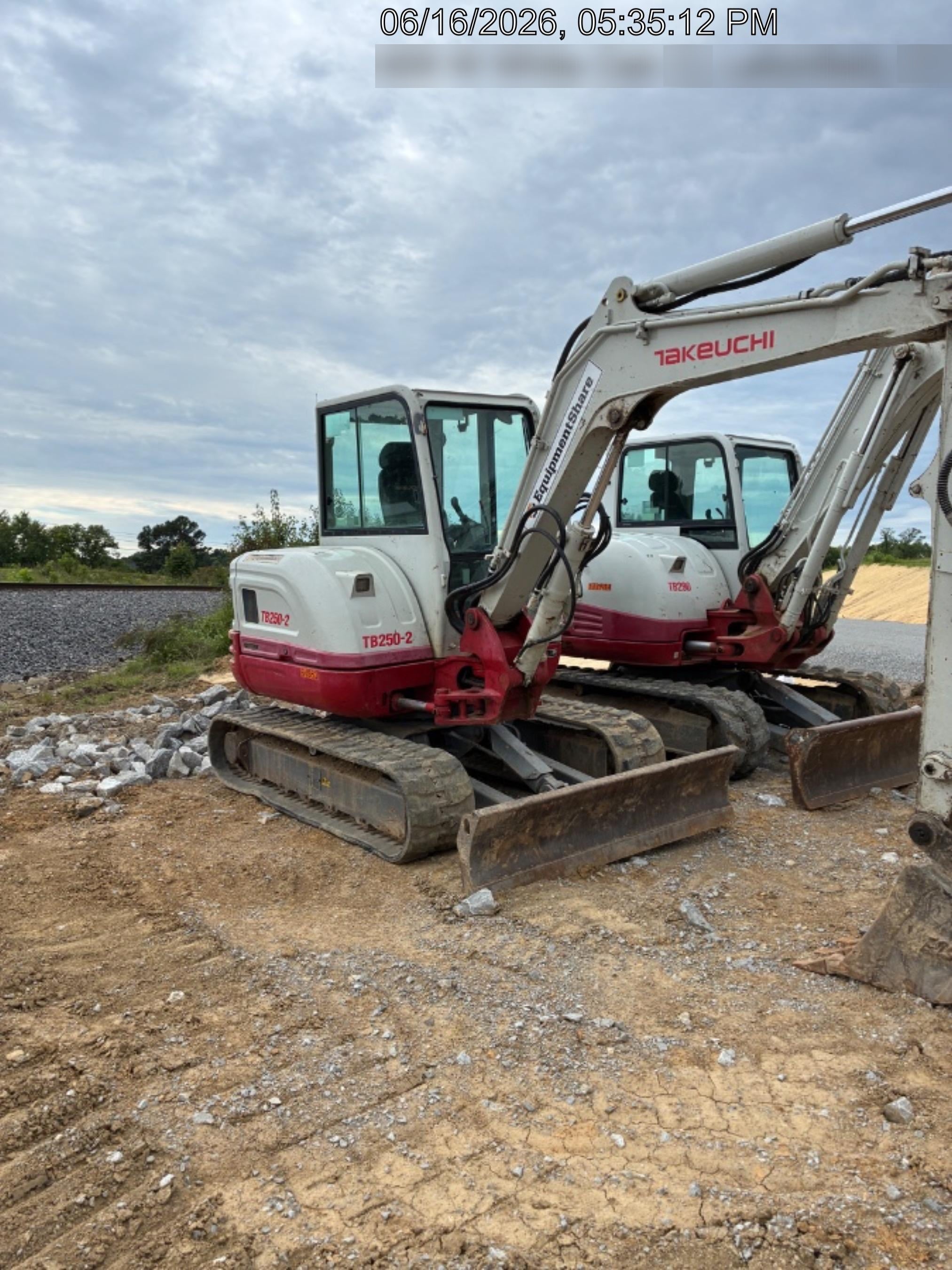 2020 TAKEUCHI TB250-2C