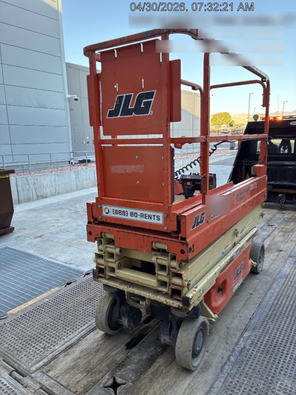 2016 JLG 1930ES