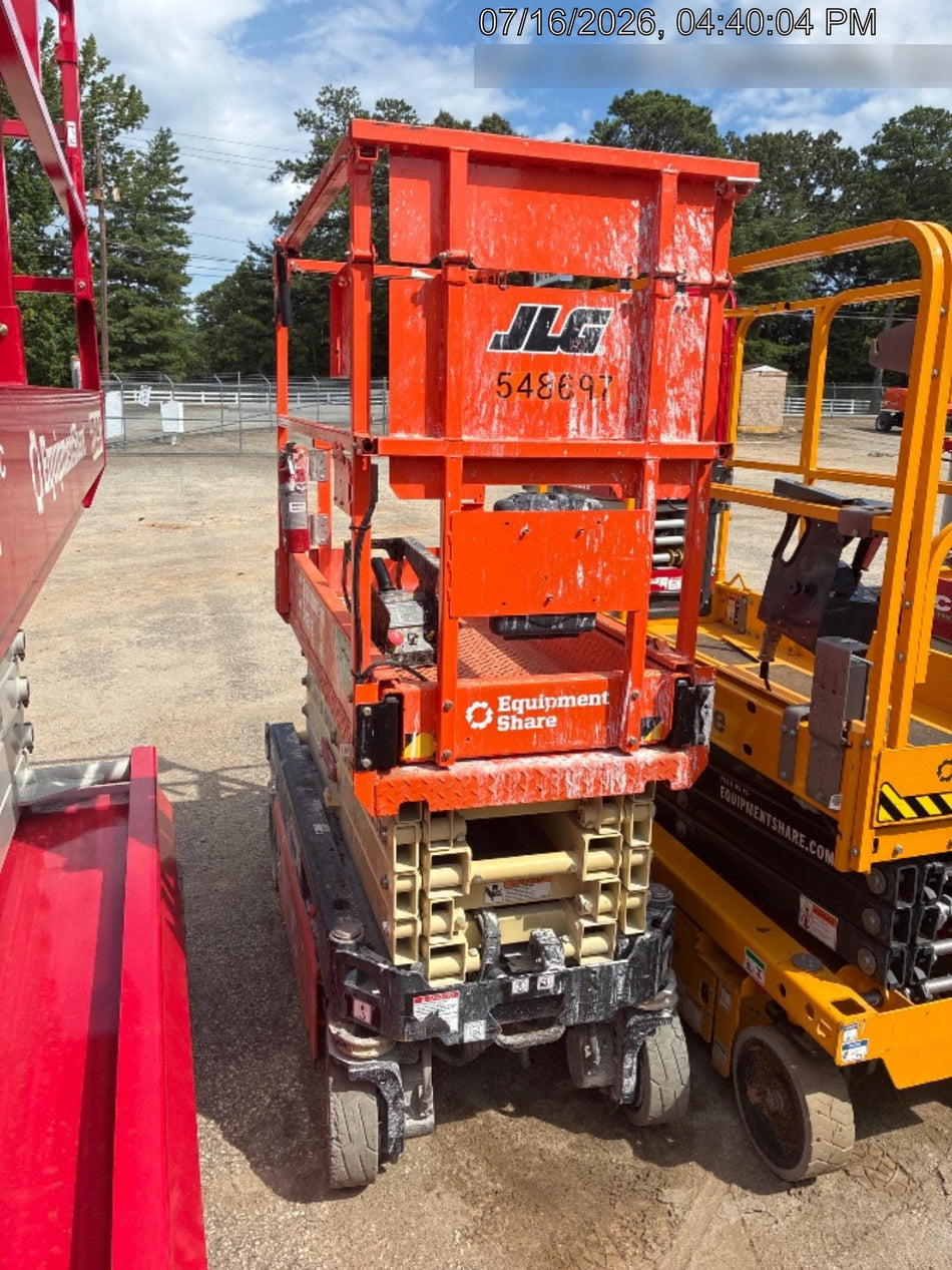 2025 JLG ES1932