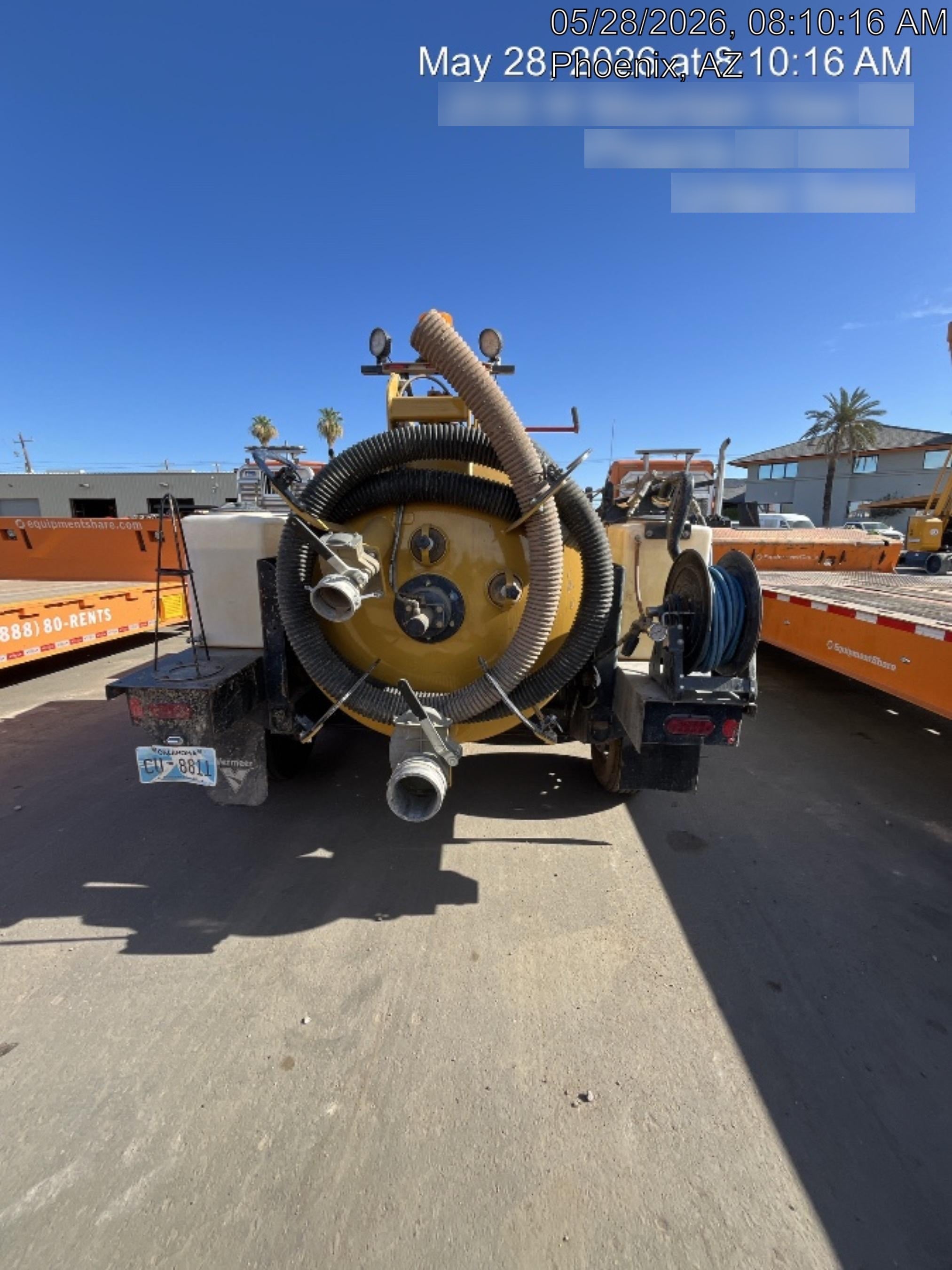 2023 VAC-TRON LP573XDT