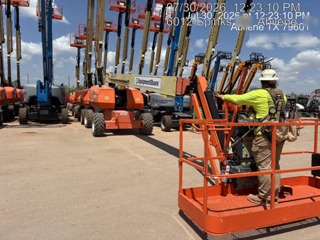 2022 JLG 860SJ