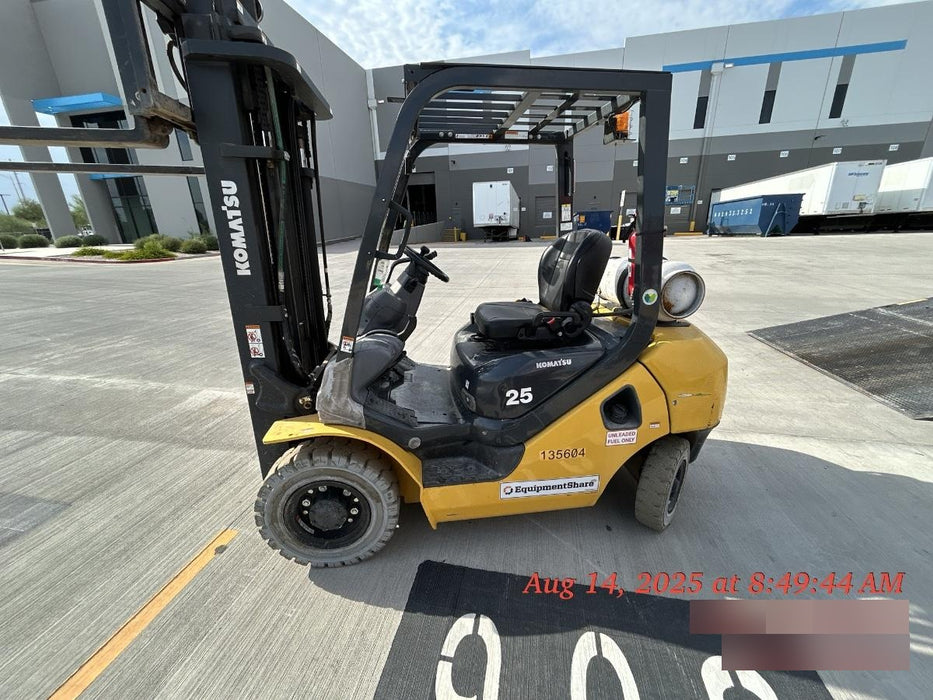 2021 KOMATSU FG25T-16