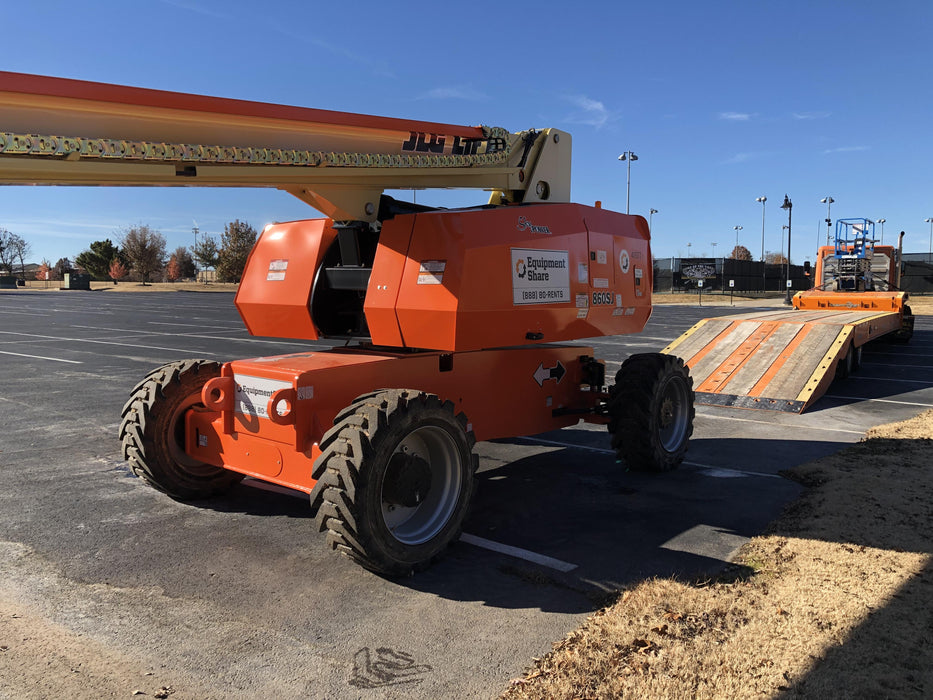 2019 JLG 860SJ