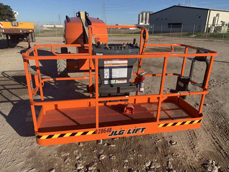 2021 JLG 400S