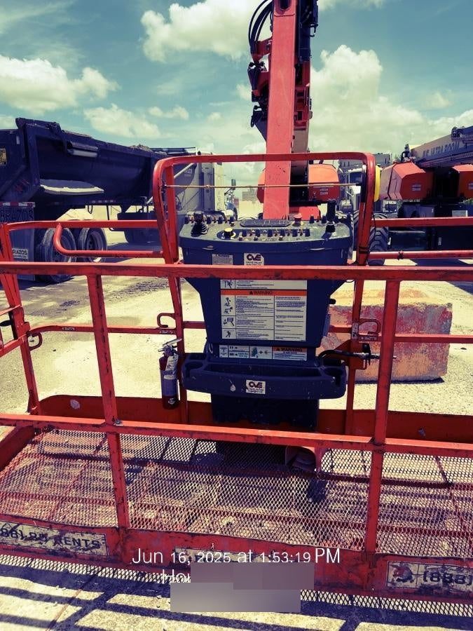 2021 JLG 1350SJP