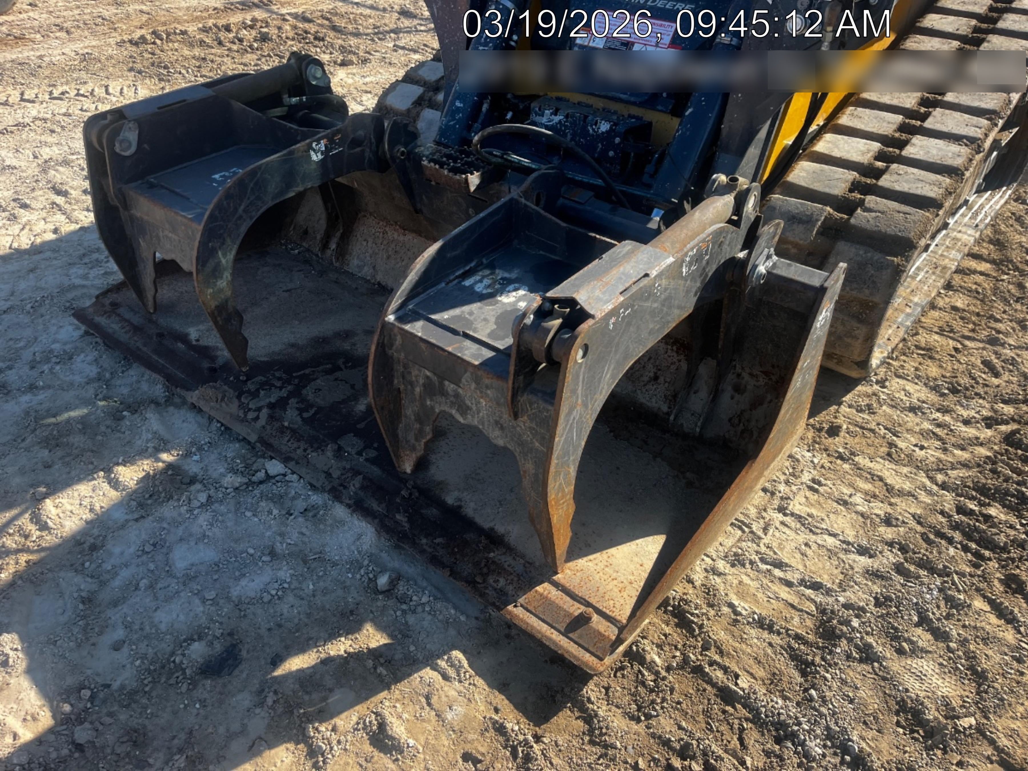 2020 PALADIN 76" Scrap Grapple Bucket - Paladin