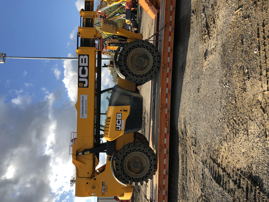 2018 JCB 510-56 JCB 510-56 74 HP w/Open ROPS, Beacon, Aux Hydraulics, Worklights, Solid Tires