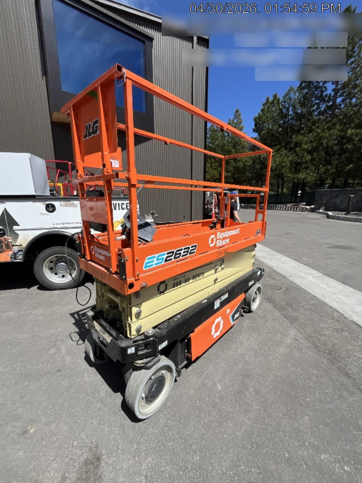 2022 JLG ES2632