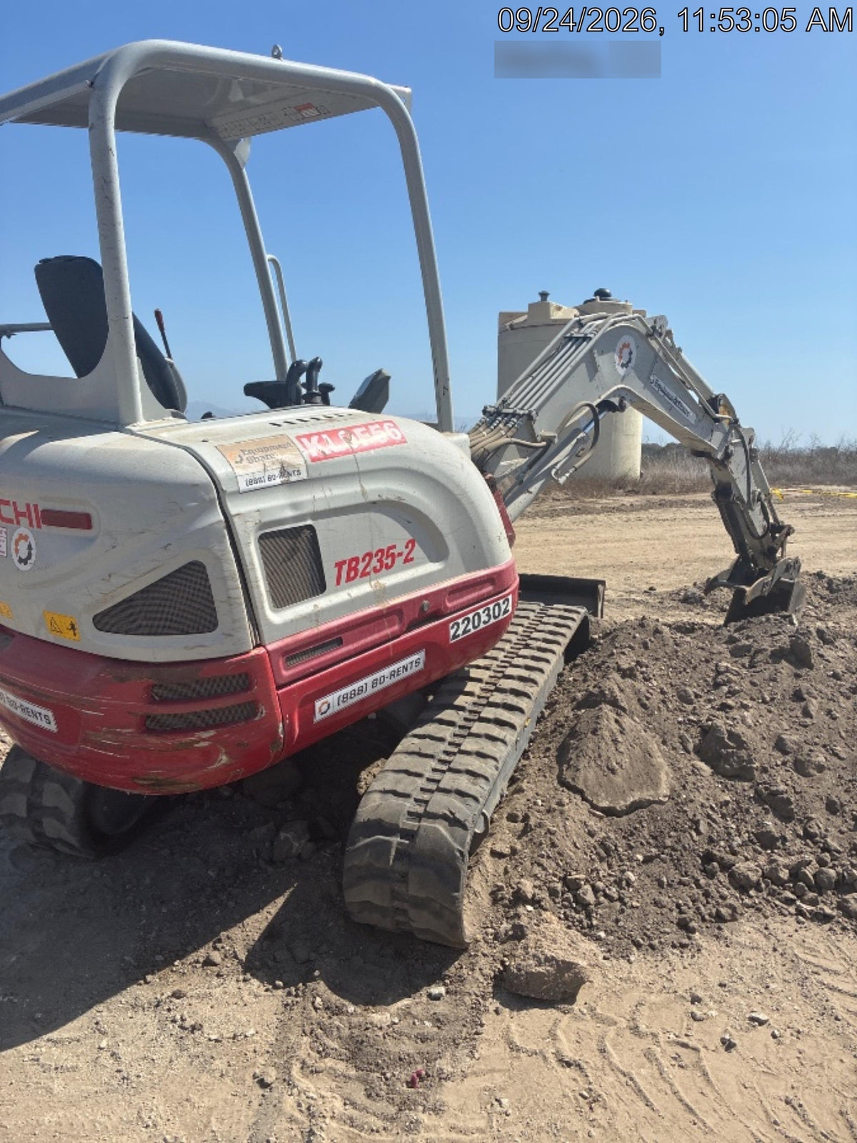 2022 TAKEUCHI TB235-2R