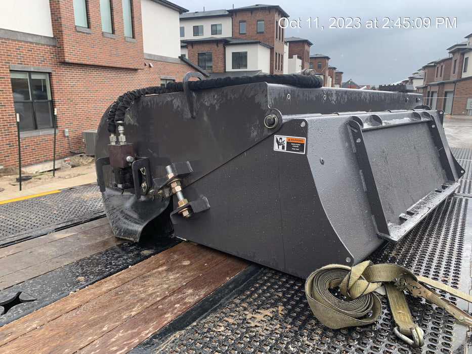 2021 PALADIN Sweepster SB72