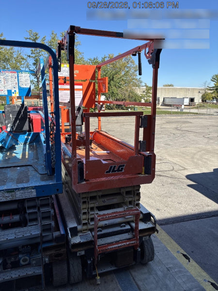 2023 JLG ES1932