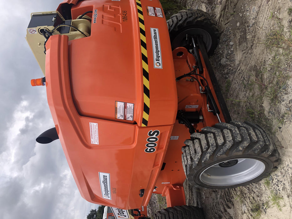 2020 JLG 600S