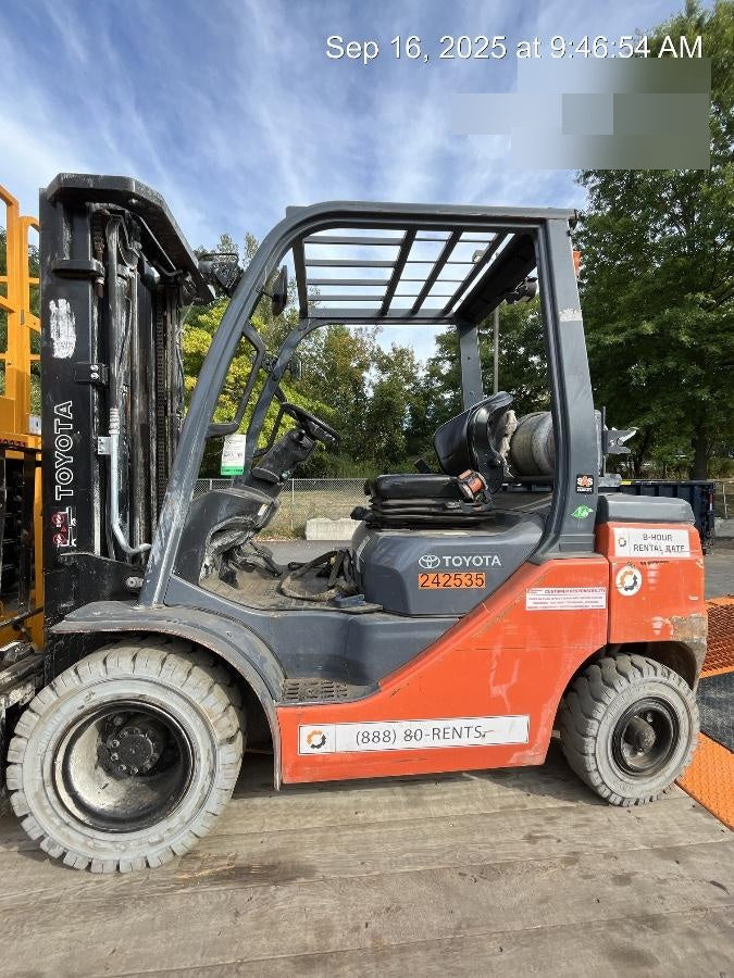 2022 TOYOTA 50-8FGU25