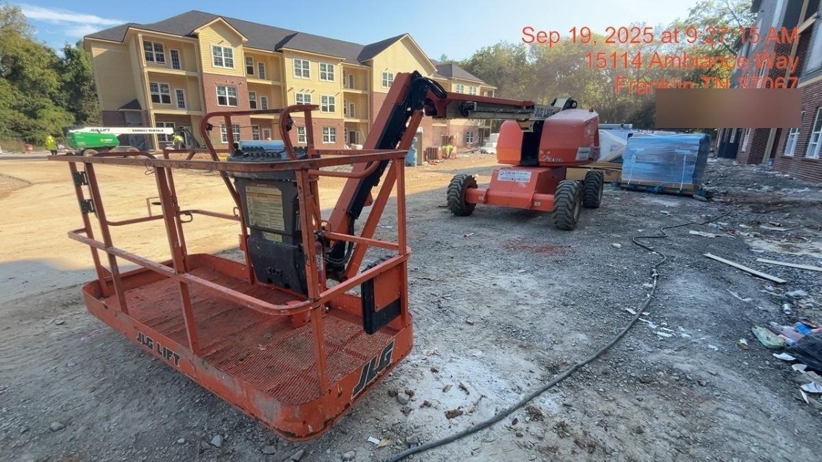 2019 JLG 460SJ