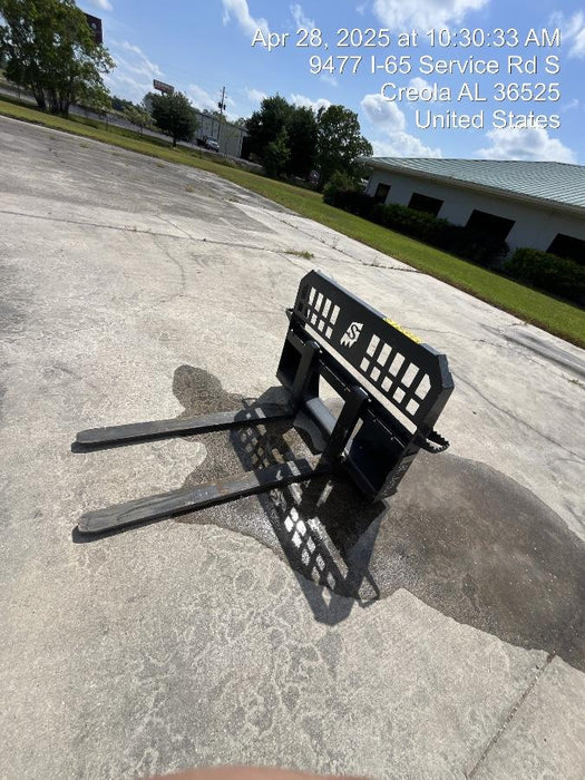 2025 SOLESBEE 48" Pallet Forks - Solesbee