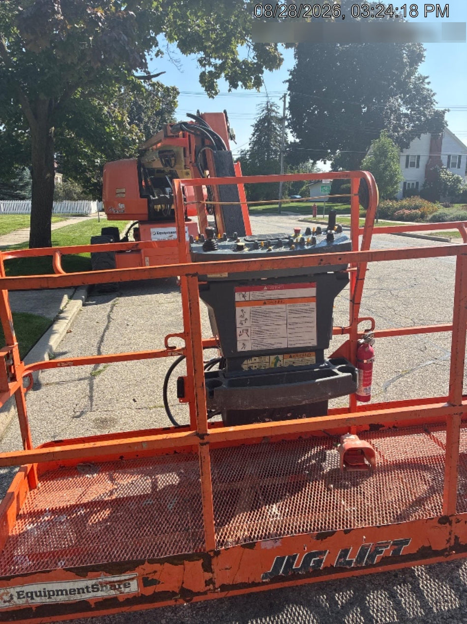 2021 JLG 660SJ