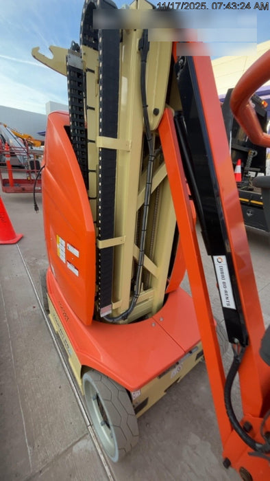 2021 JLG 26E
