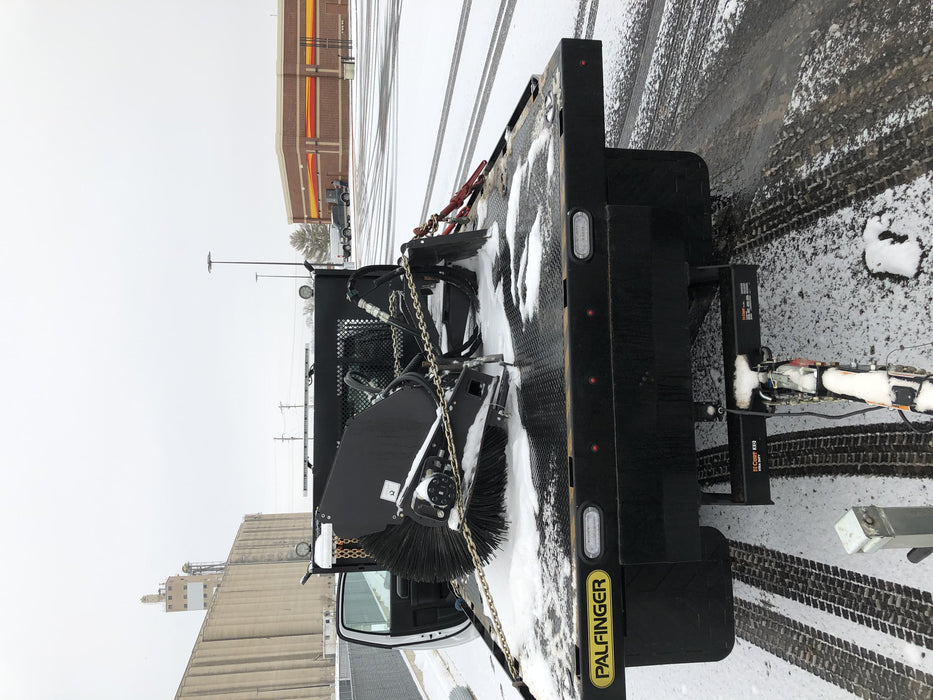 2019 PALADIN Sweepster SB72