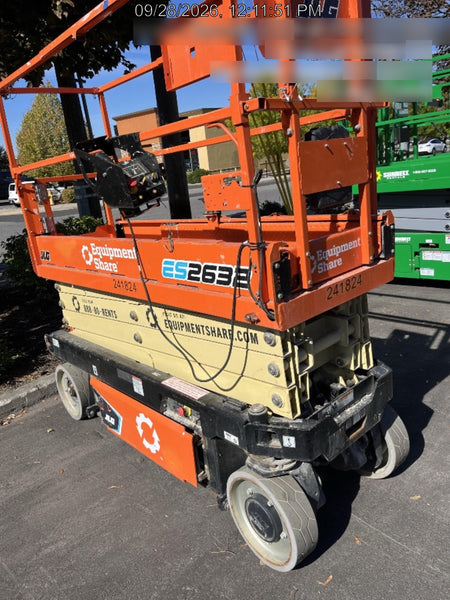 2022 JLG ES2632
