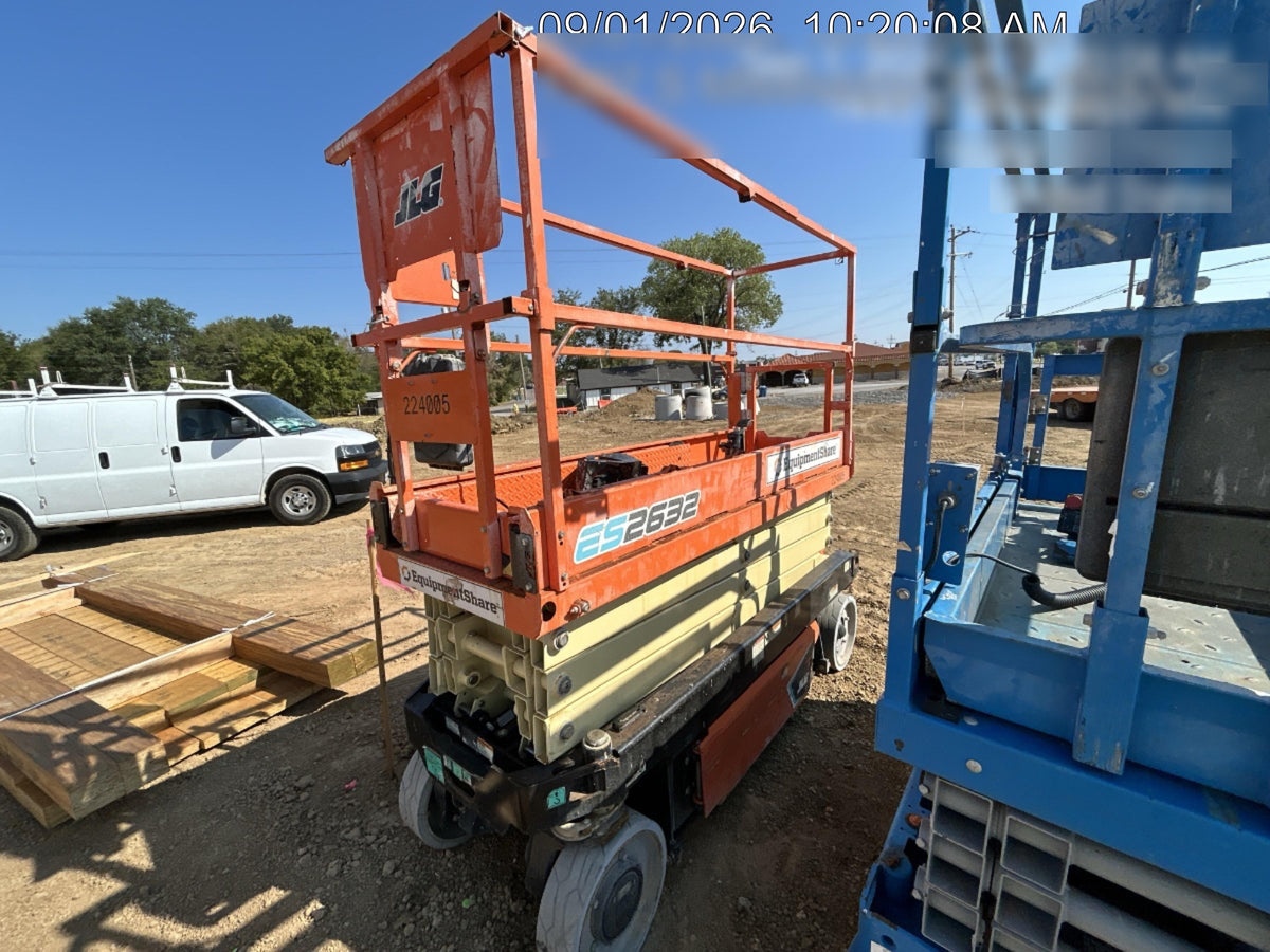 2022 JLG ES2632