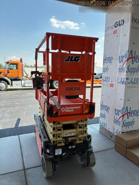 2025 JLG ES1932
