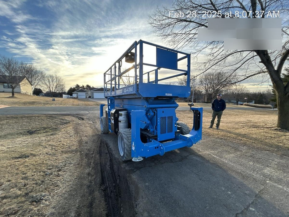 2020 GENIE GS-4390 RT