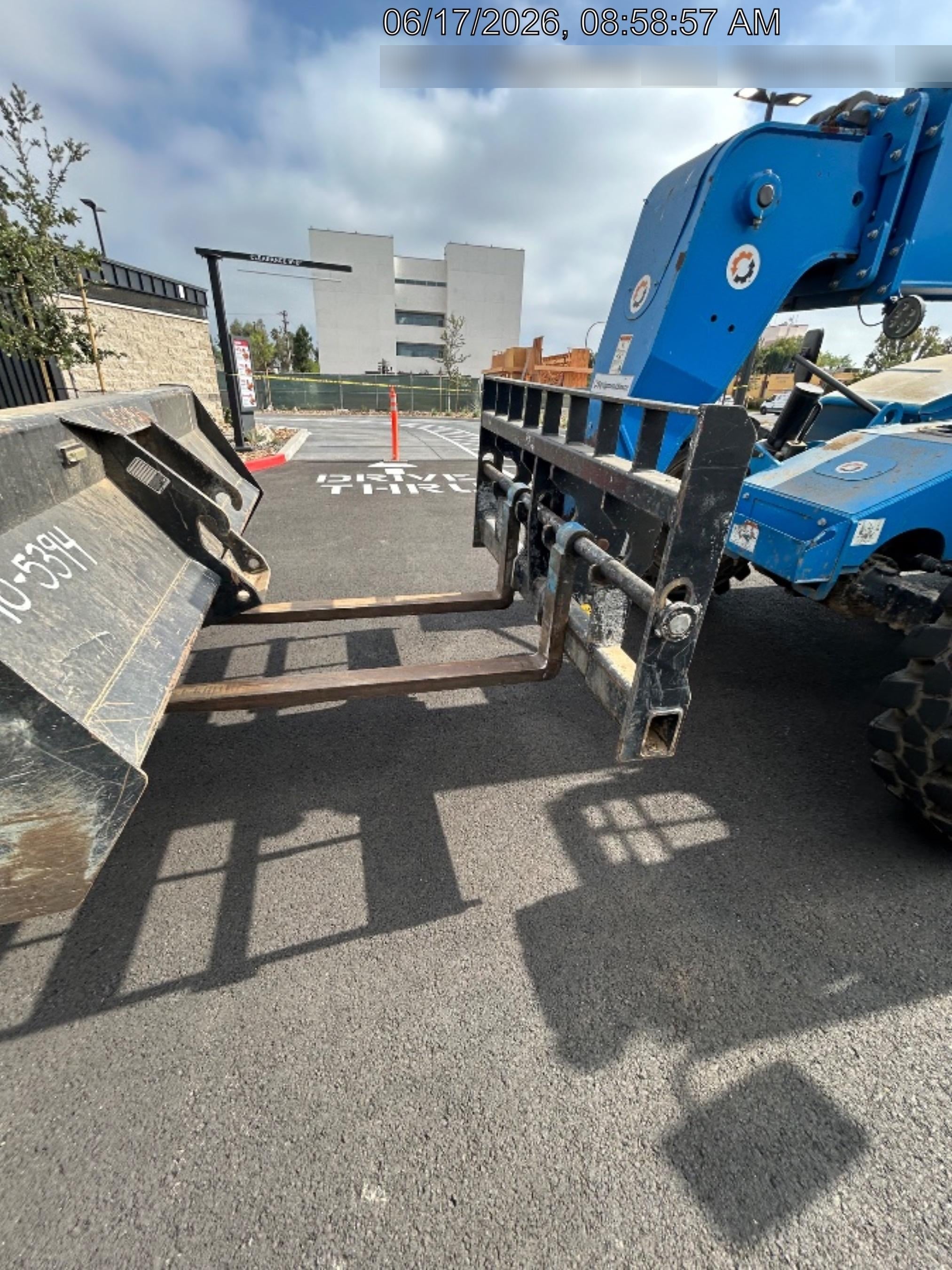 2022 GENIE GTH-844