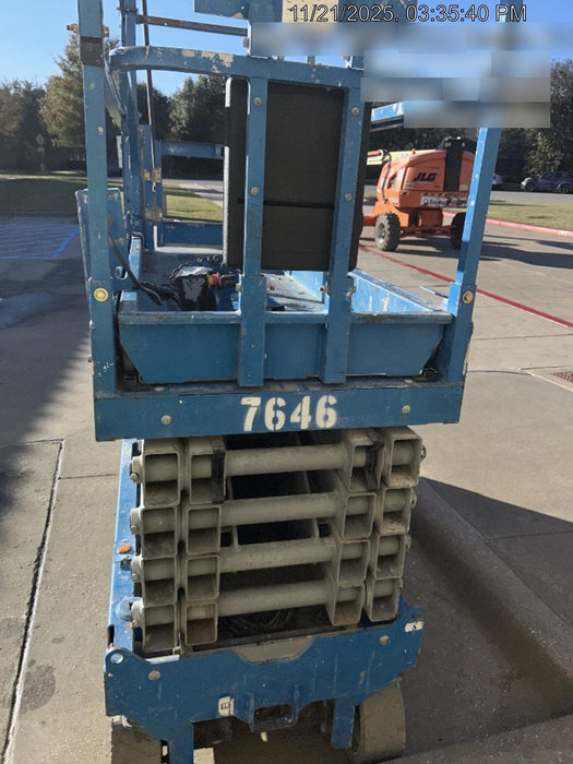 2017 Genie GS-3232 Genie GS3232 Lift w/Folding Rails and Swing Gate