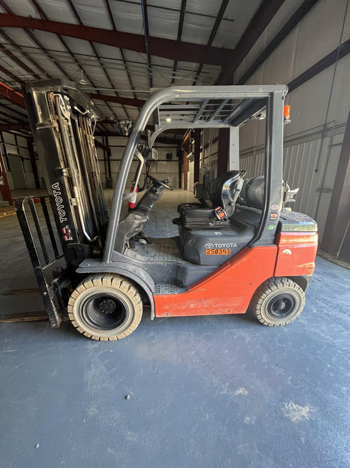 2022 TOYOTA 50-8FGU25