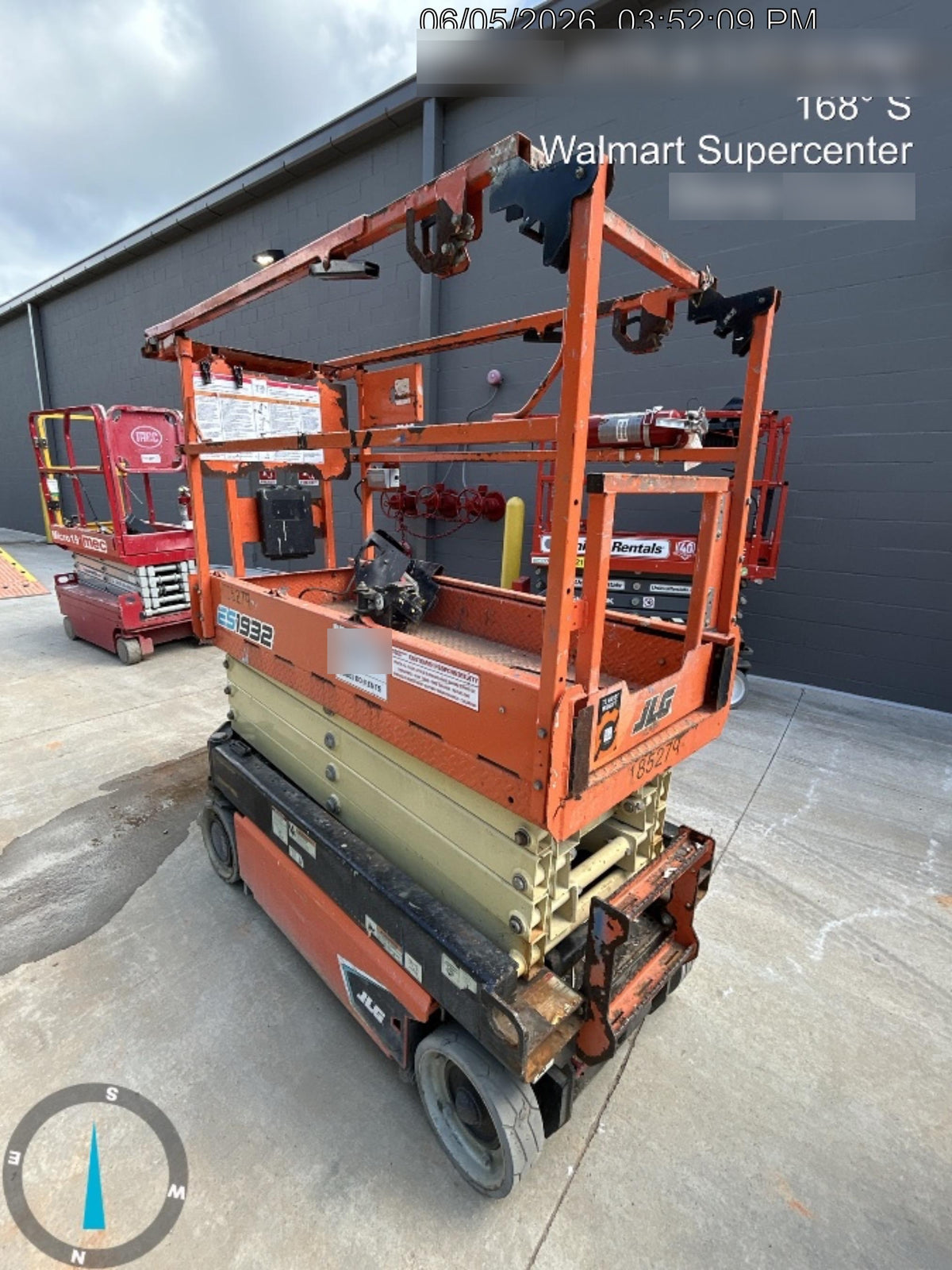 2021 JLG ES1932
