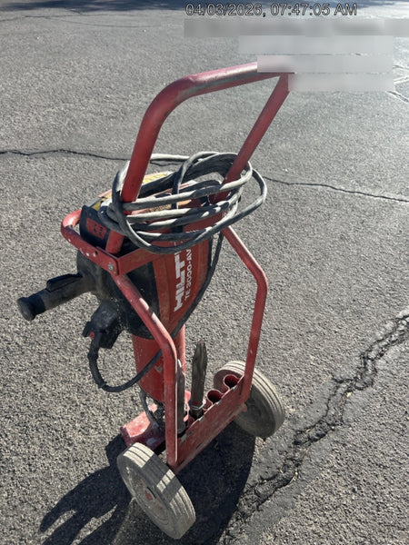 2020 HILTI TE 3000-AVR