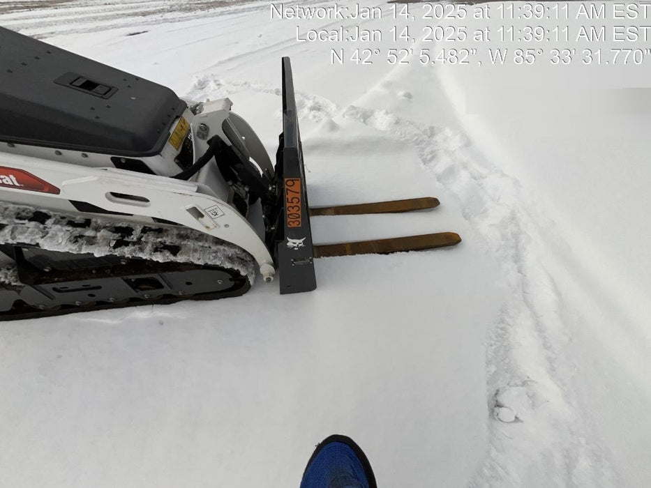2023 BOBCAT 36" Mini Skid Steer Fork Carriage - Bobcat