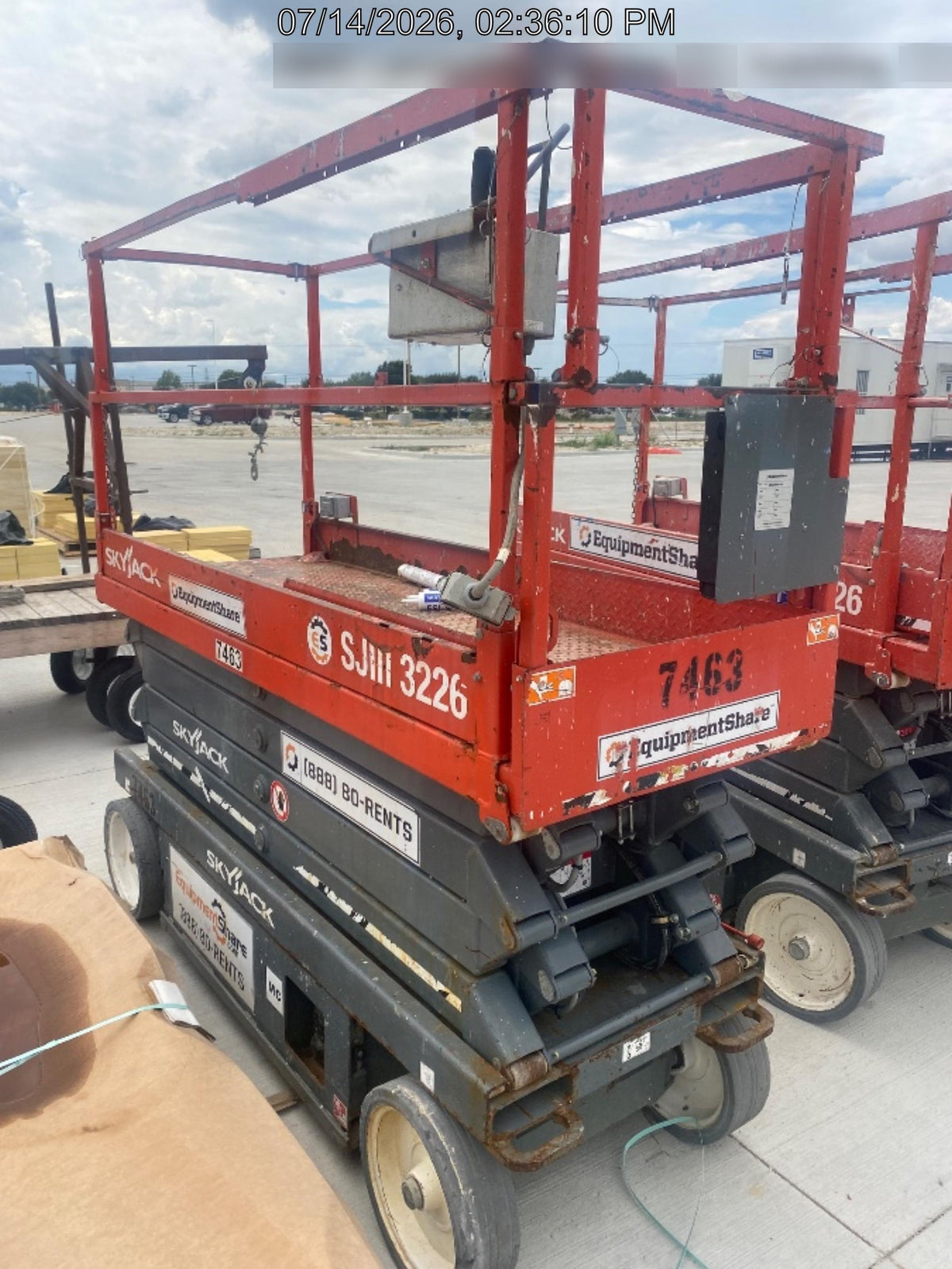 2018 Skyjack SJIII-3226 Skyjack SJIII3226 Scissor Lift w/Trojan Batteries