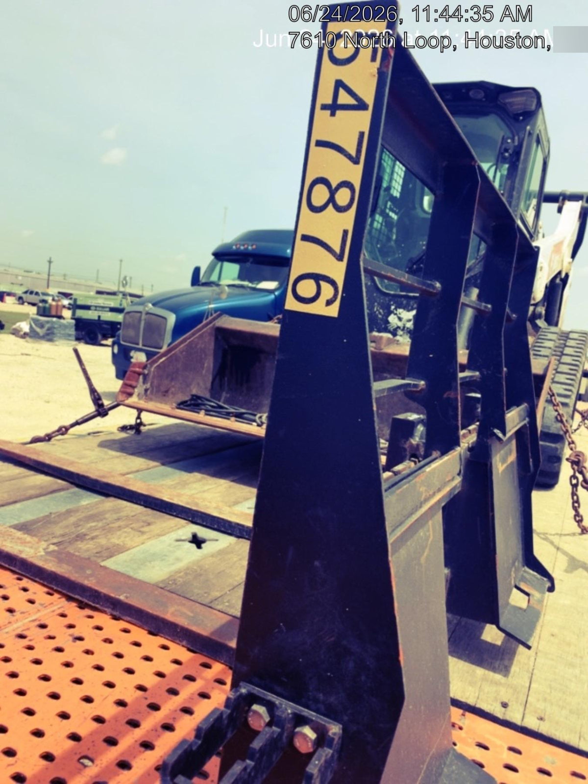 2025 ARROW MATERIAL HANDLING F5100CB - 72"