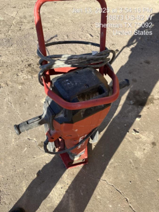 2023 HILTI TE 3000-AVR