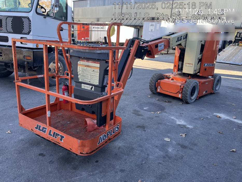 2019 JLG E300AJP