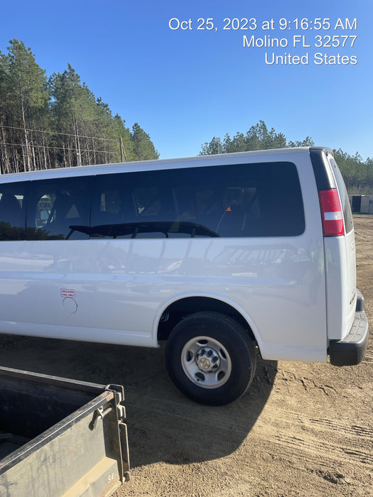 2023 CHEVROLET Express Van - Rental