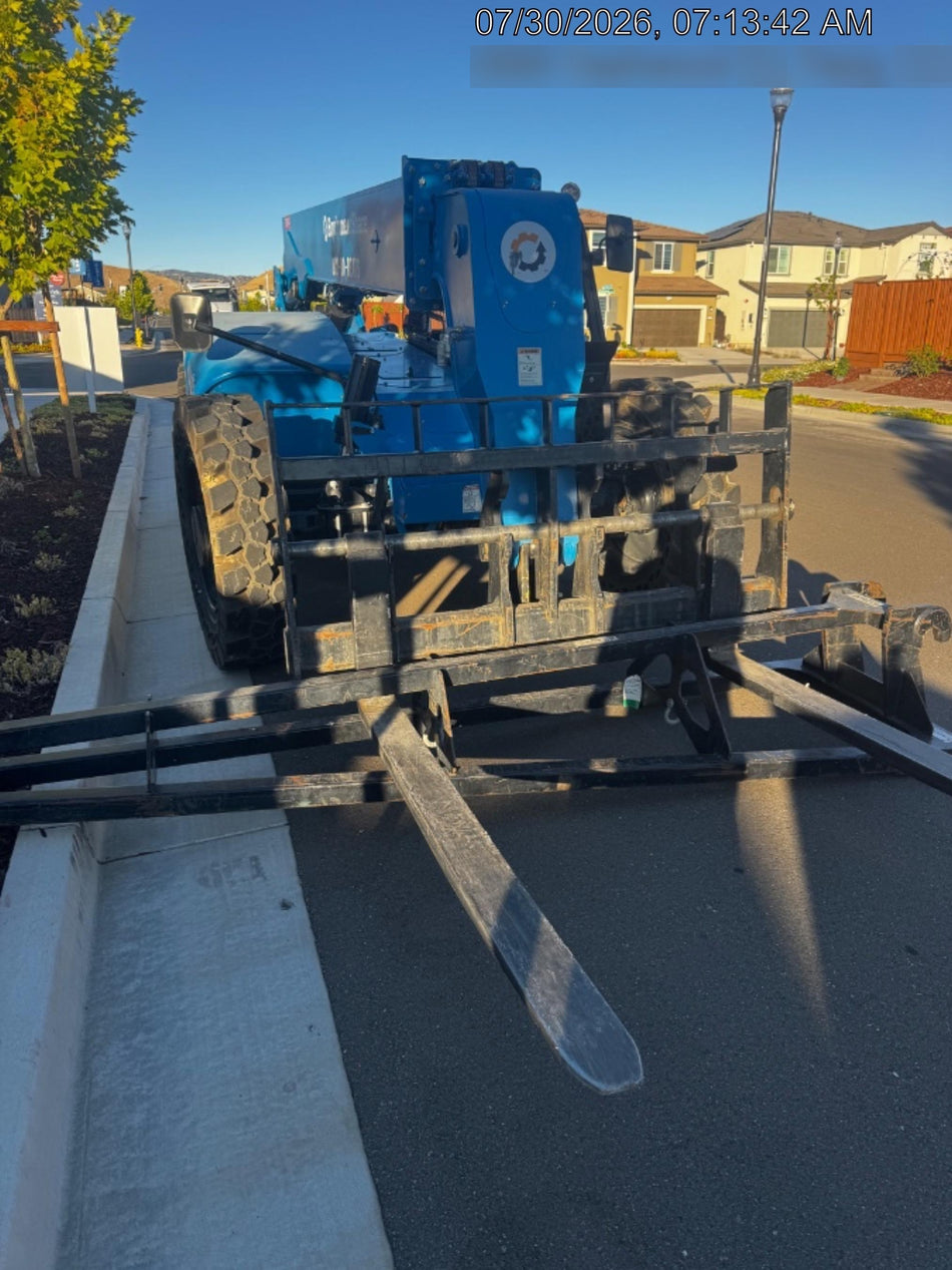 2024 JLG 1001275853