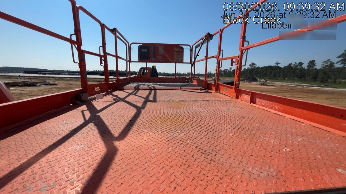 2021 JLG 430LRT