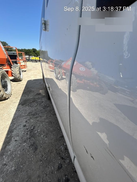 2023 CHEVROLET Express Van - Rental