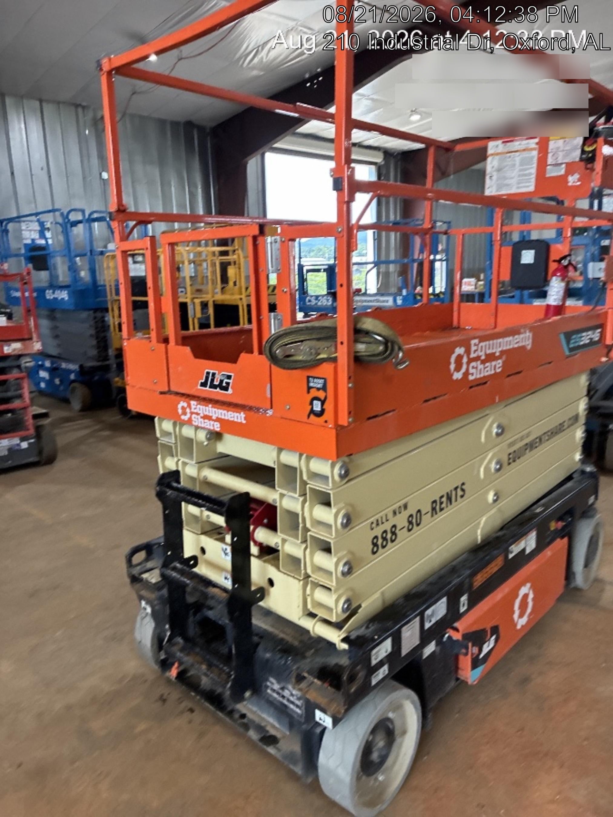 2025 JLG ES3246