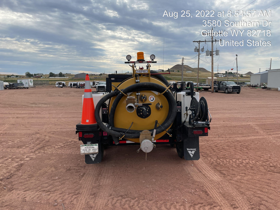 2022 Vac-Tron LP573XDT T4 Koehler Diesel Engine, 500 Gallon Debris Tank, x2 100 Gallon Water Tanks