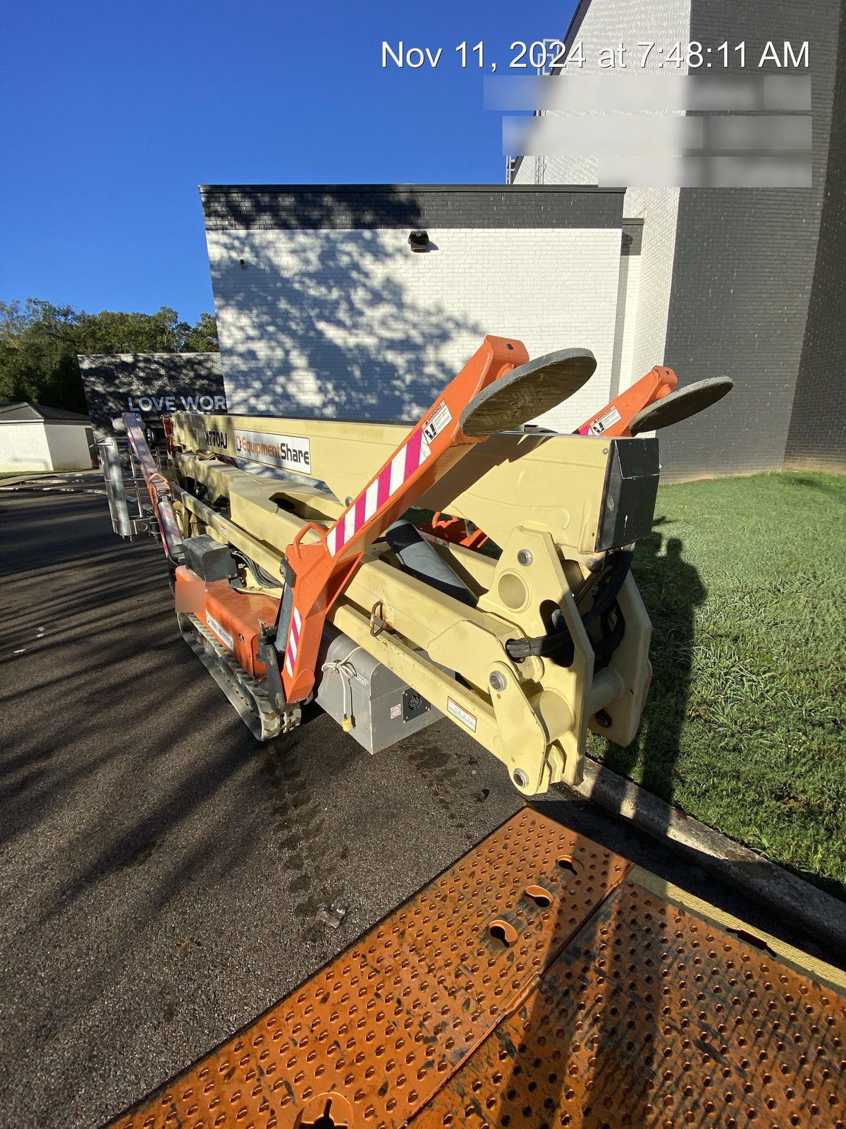 2017 JLG X770AJ