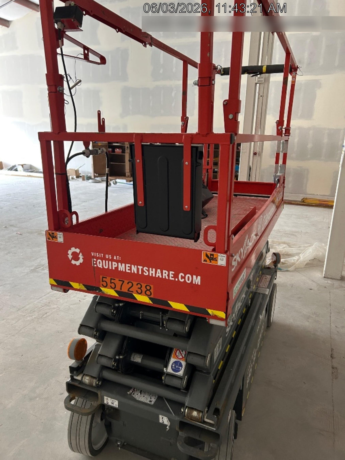 2025 SKYJACK SJ3226