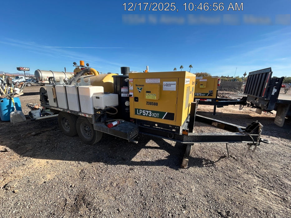 2022 Vac-Tron LP573XDT T4 Koehler Diesel Engine, 500 Gallon Debris Tank, x2 100 Gallon Water Tanks