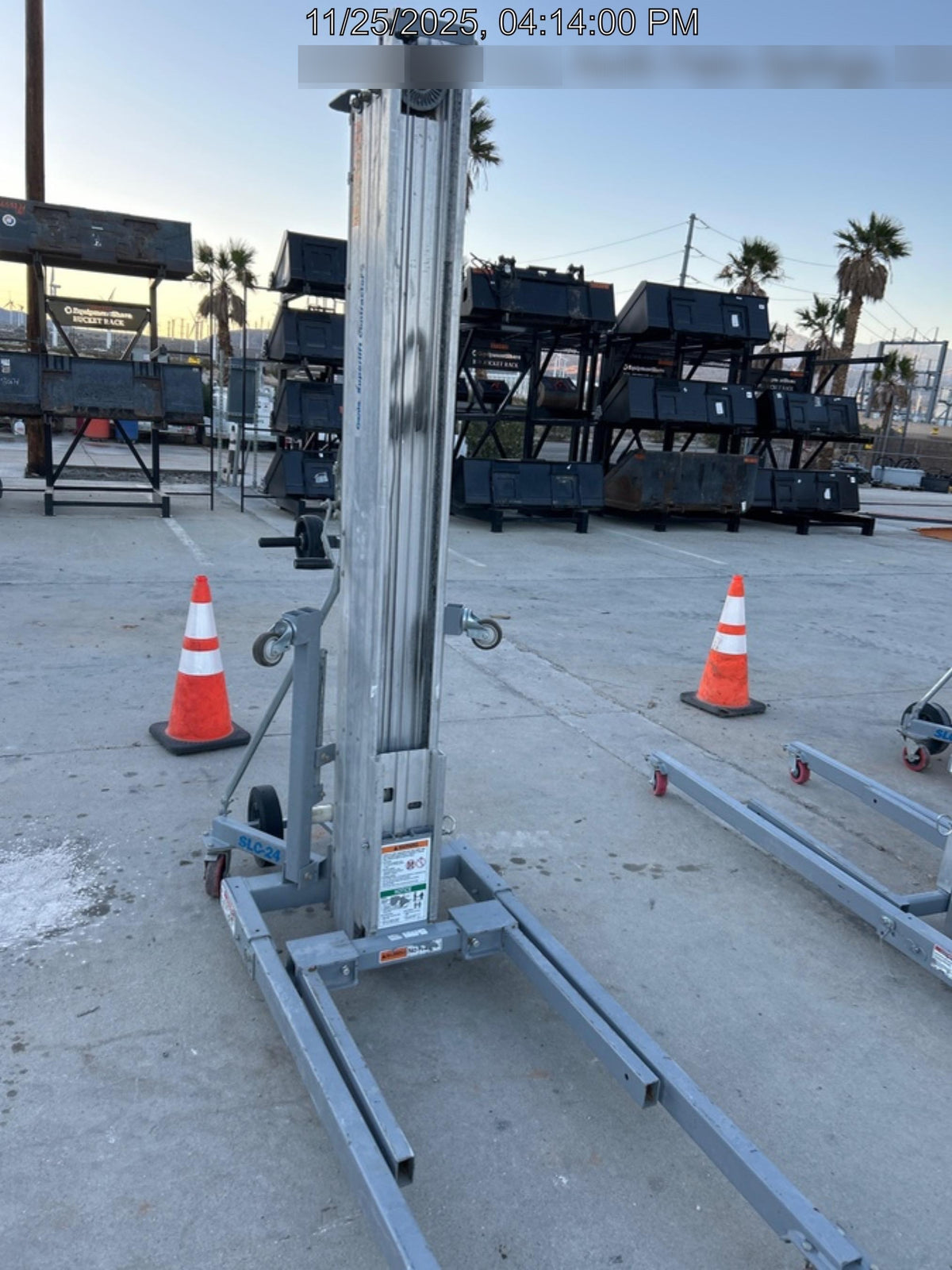 2020 GENIE SLC-24