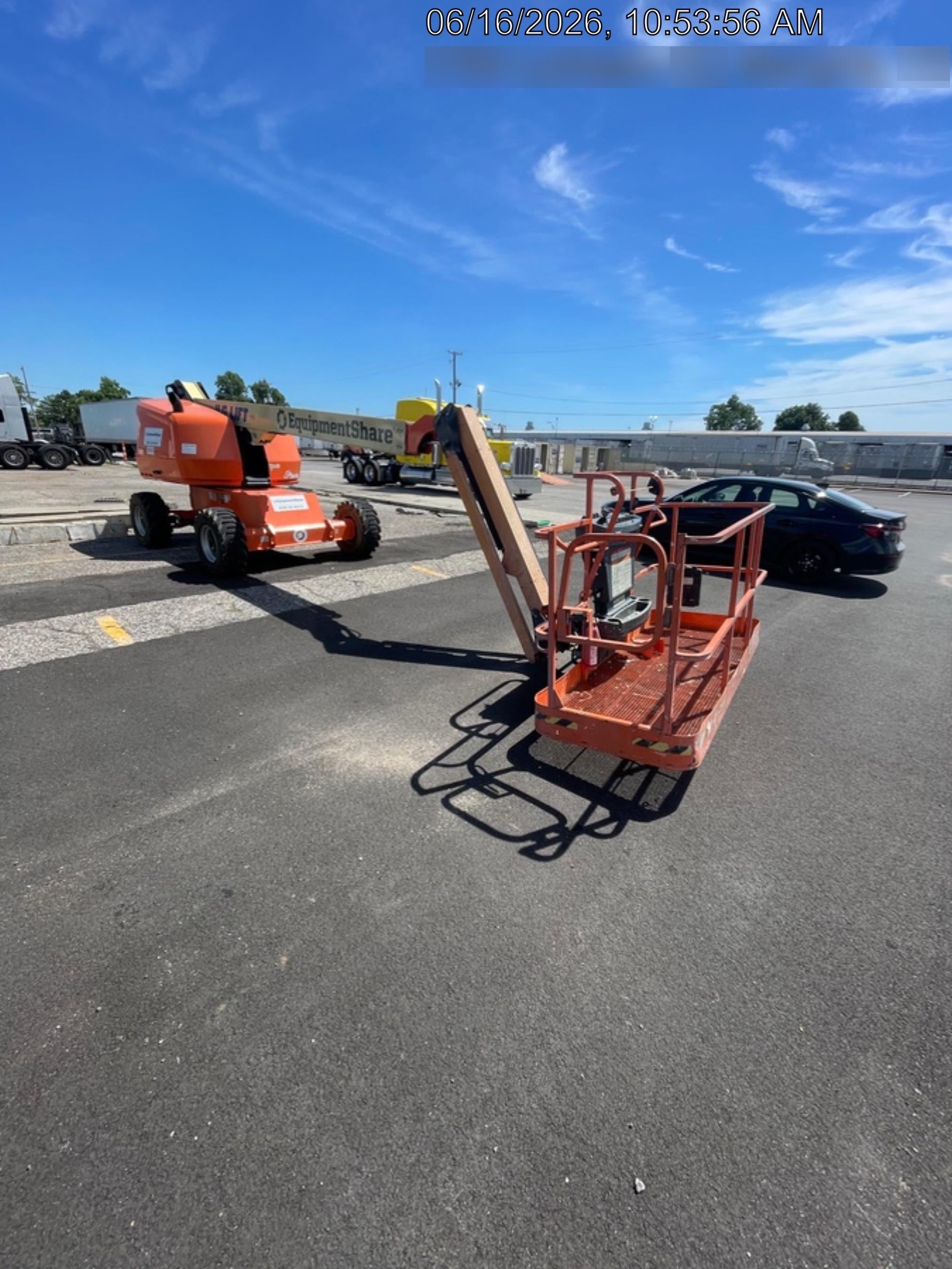 2023 JLG 460SJ