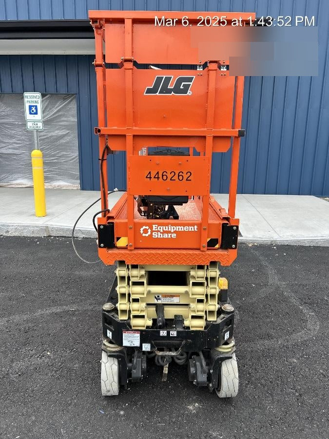 2024 JLG ES1932