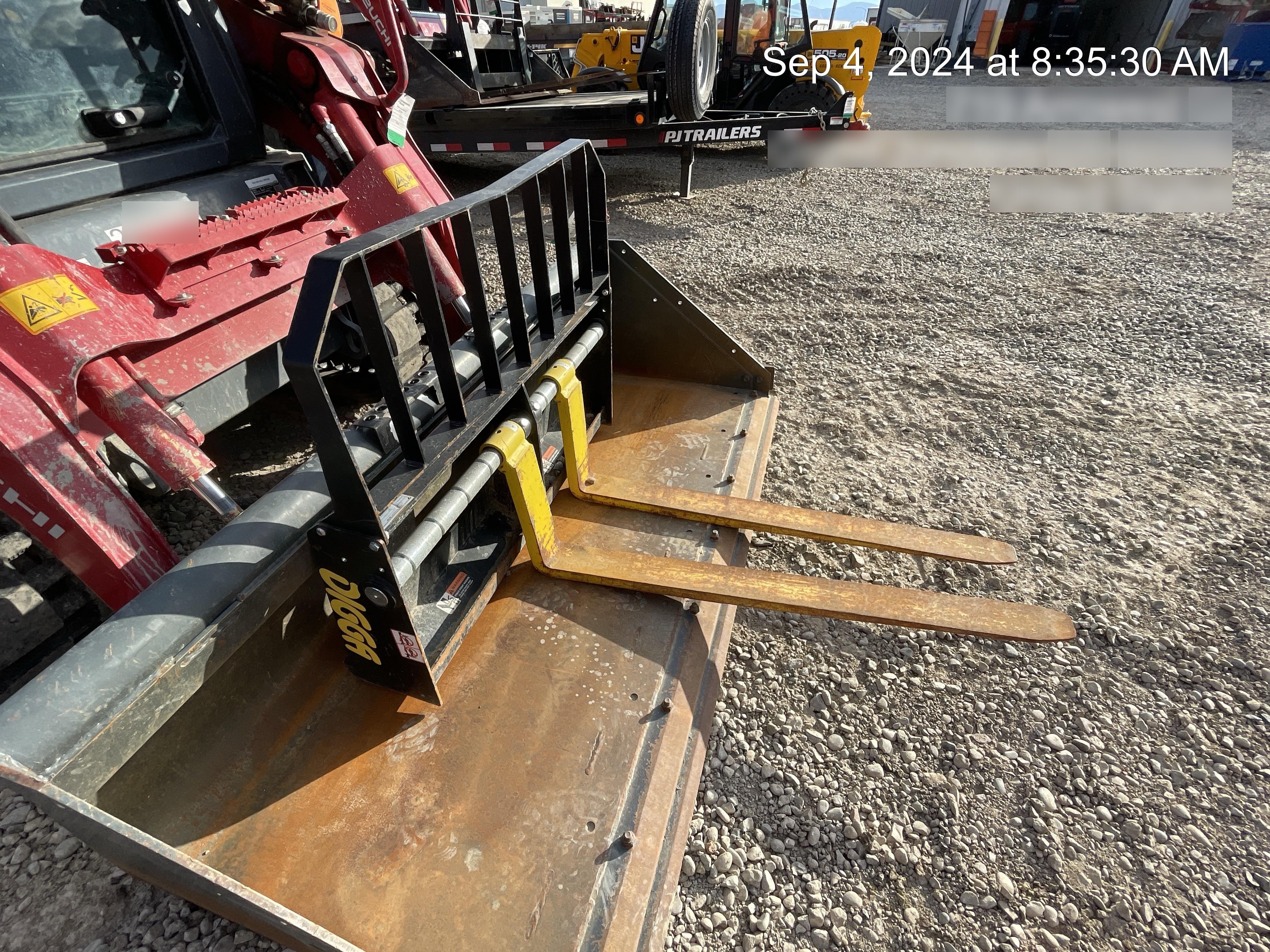 2023 DIGGA 48" Pallet Forks - Digga